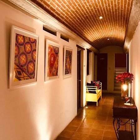 Luna Maya Antigua Ngoại thất bức ảnh