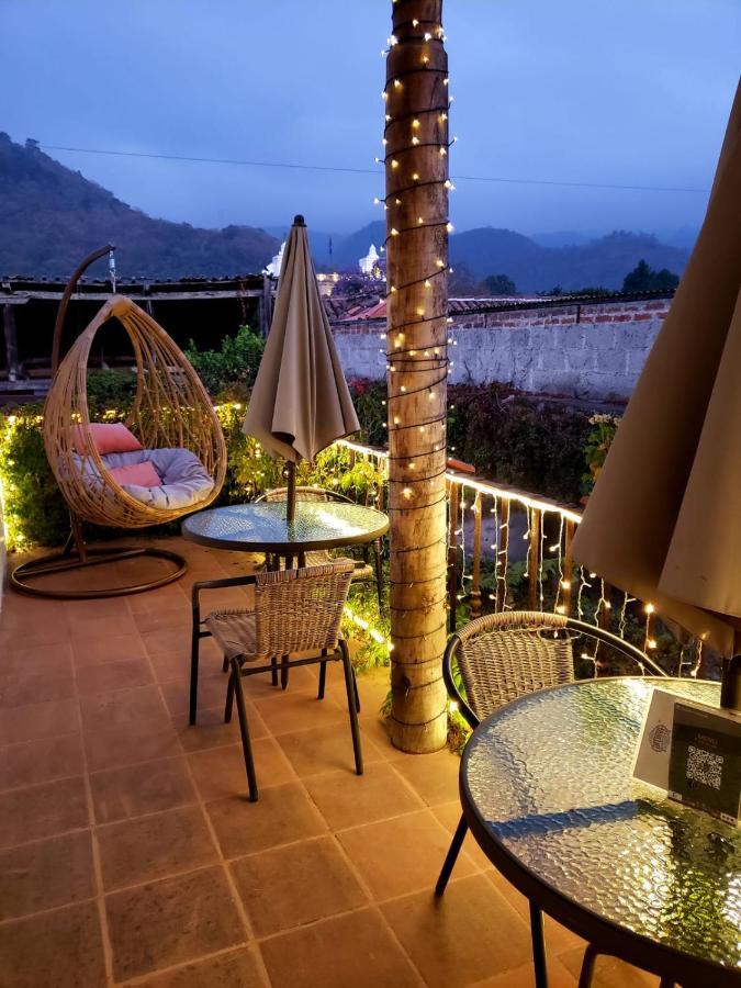 Luna Maya Antigua Ngoại thất bức ảnh
